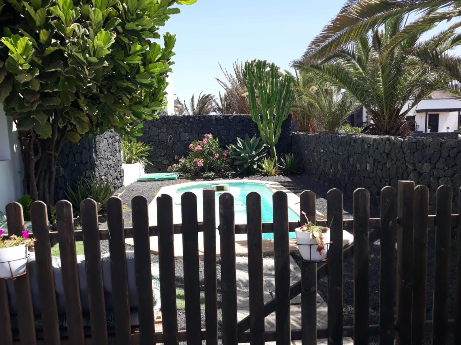 Villa Calma En Teguise, "Pueblo Con Encanto" Тегисе Экстерьер фото