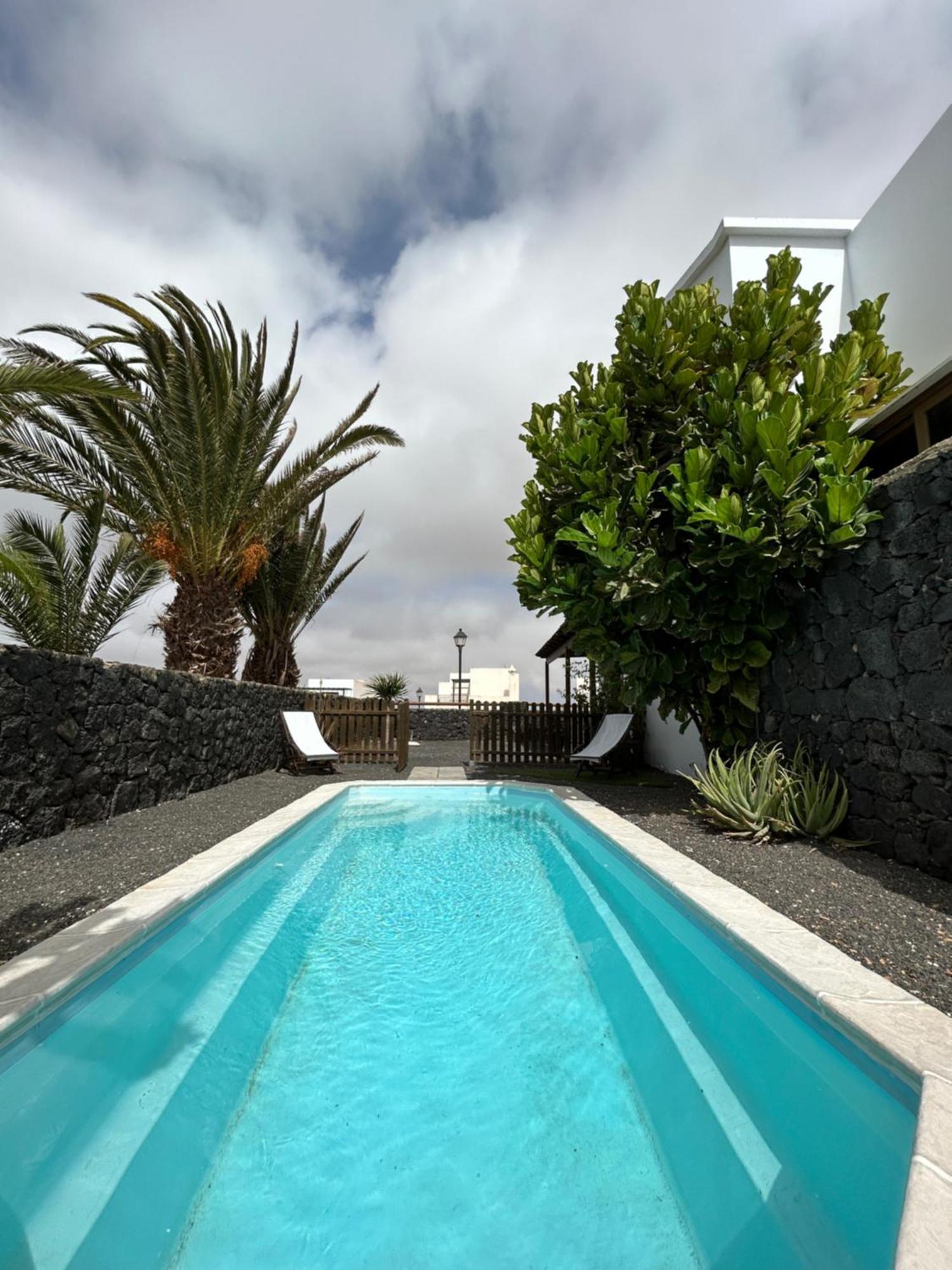 Villa Calma En Teguise, "Pueblo Con Encanto" Тегисе Экстерьер фото