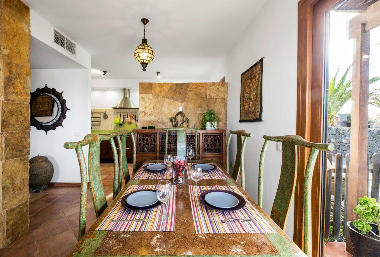 Villa Calma En Teguise, "Pueblo Con Encanto" Тегисе Экстерьер фото