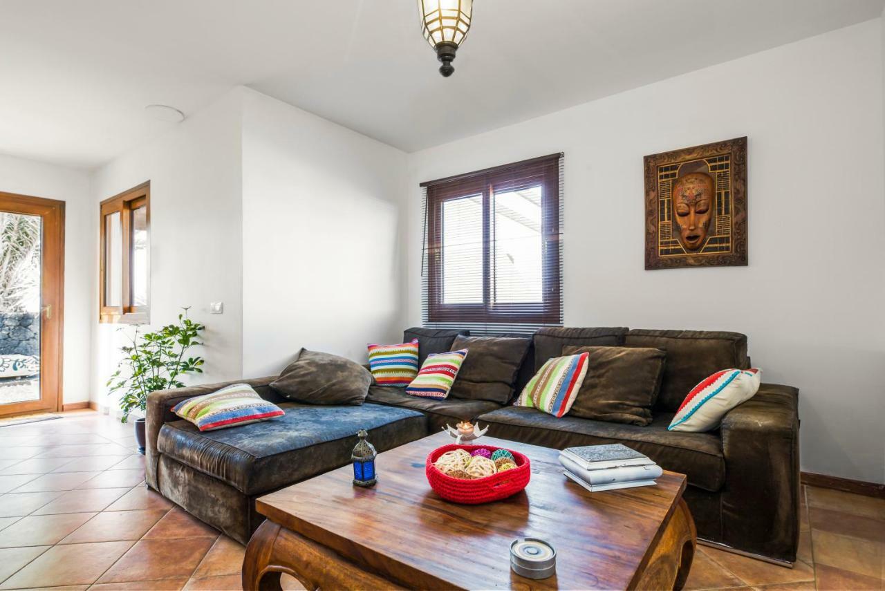 Villa Calma En Teguise, "Pueblo Con Encanto" Тегисе Экстерьер фото